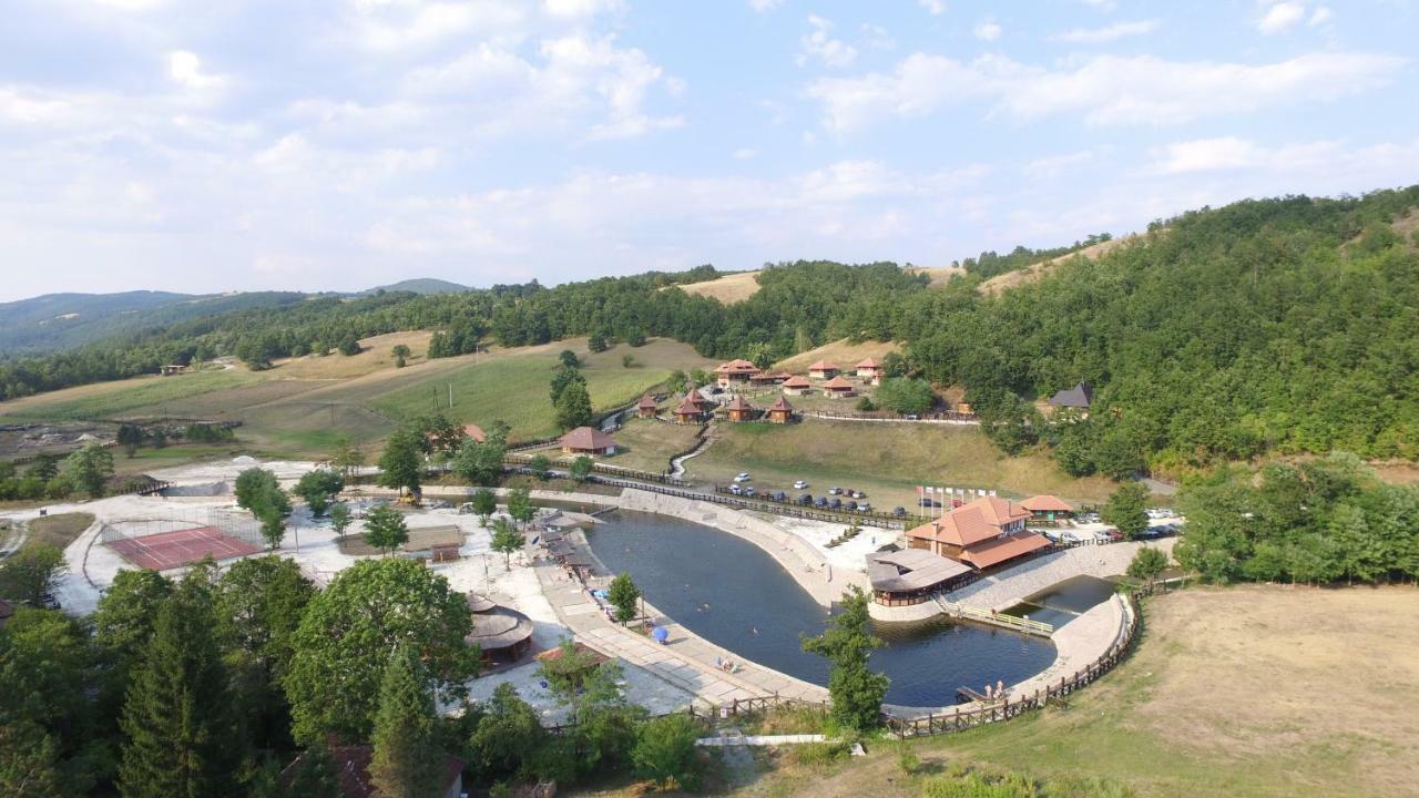 Eko Selo Kostunici Hotel Luaran gambar